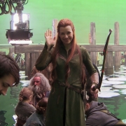 Evangeline Lilly saluda a los fans
