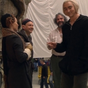 Evangeline Lilly, Martin Freeman, Peter Jackson y Lee Pace bromean