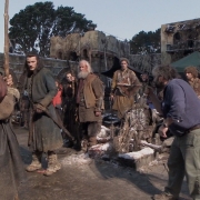 Luke Evans y Peter Jackson Luke Evans y Peter Jackson