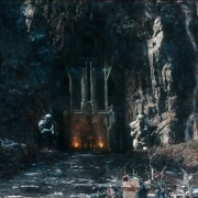 La puerta principal de Erebor vista desde Valle