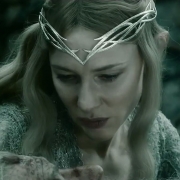 Galadriel y Gandalf en Dol Guldur