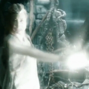 Galadriel muestra su poder en Dol Guldur