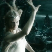 Galadriel muestra su auténtico poder en Dol Guldur