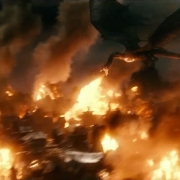 Smaug reduce a cenizas la Ciudad del Lago
