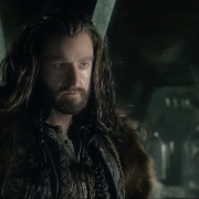 Thorin y Bilbo hablan en Erebor