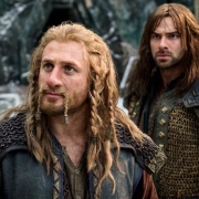 Fili y Kili en la Colina del Cuervo