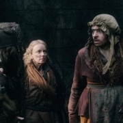 Alfrid disfrazado de mujer