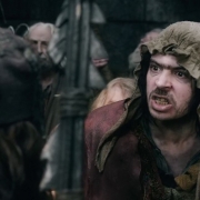 Alfrid se disfraza