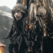 Alfrid escondido en una catapulta