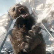 Beorn carga contra los Orcos