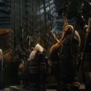 Gandalf y la compañía proclaman a Dáin