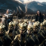 Thranduil y Bardo se acercan a Erebor