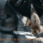 Legolas acaba con Orcos de forma acrobática