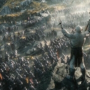 Azog comanda a los Orcos