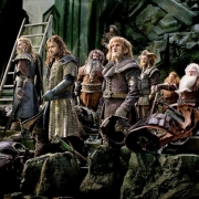 Óin, Fili, Kili, Bifur, Bofur, Ori, Nori, Glóin, Balin y Bombur