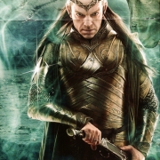 Elrond con su armadura dorada