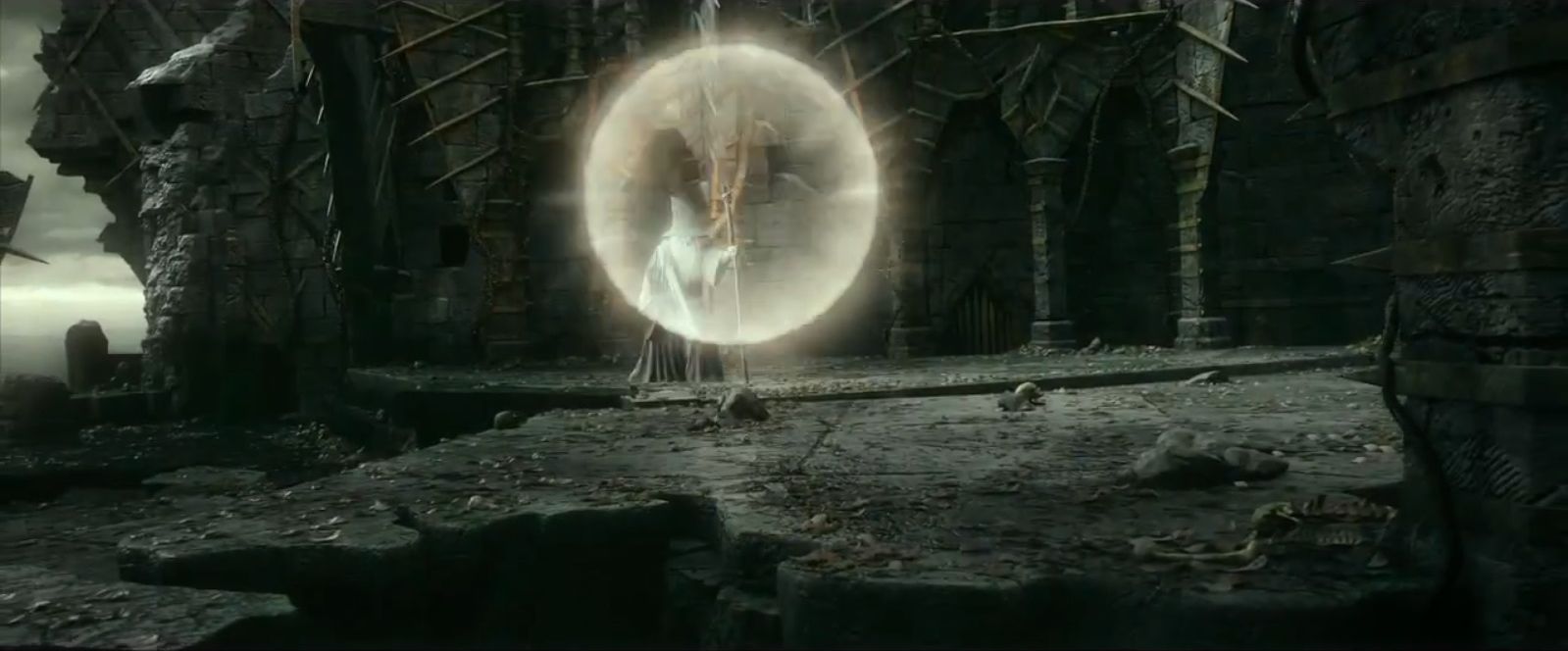 Gandalf rompe el Hechizo de Ocultamiento de Dol Guldur