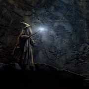 Gandalf en las tumbas de los Nazgûl