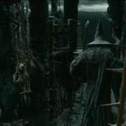 Gandalf recorre Dol Guldur