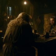 Gandalf y Thorin en Bree
