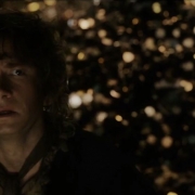 Bilbo aterrorizado tras despertar a Smaug