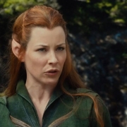 Tauriel advierte a Legolas