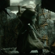 Gandalf solo en Dol Guldur