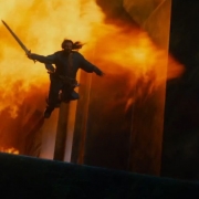 Thorin huye de la furia de Smaug