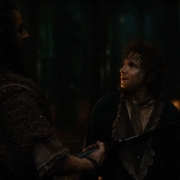 Bilbo, asustado al ver a Thorin