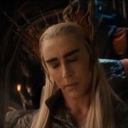 Thranduil ofrece su ayuda Thranduil ofrece su ayuda