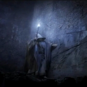 Gandalf investigando las Tumbas de los Nazgul