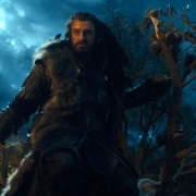 Thorin, en la copa de un árbol