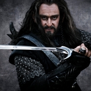 Thorin Escudo de Roble con Orcrist