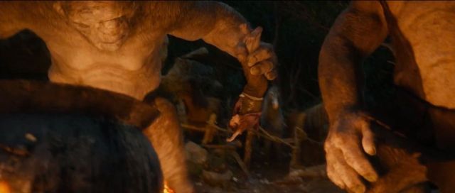 Bilbo es apresado por un Troll