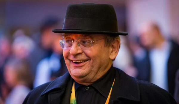 Sylvester McCoy