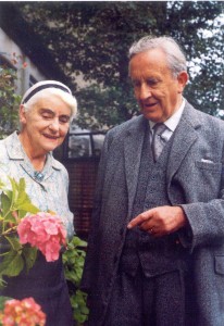 Edith Mary Tolkien y J.R.R. Tolkien en 1966
