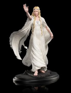 Escultura de Galadriel en Dol Guldur