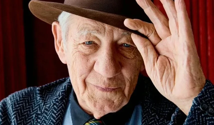 Desmintiendo bulos: Ian McKellen aún no se retira