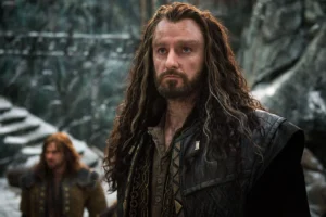 Kili y Thorin en la Colina del Cuervo