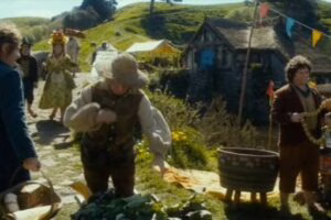 Bilbo en el mercado de Hobbiton