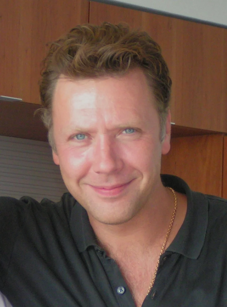 Mikael Persbrandt
